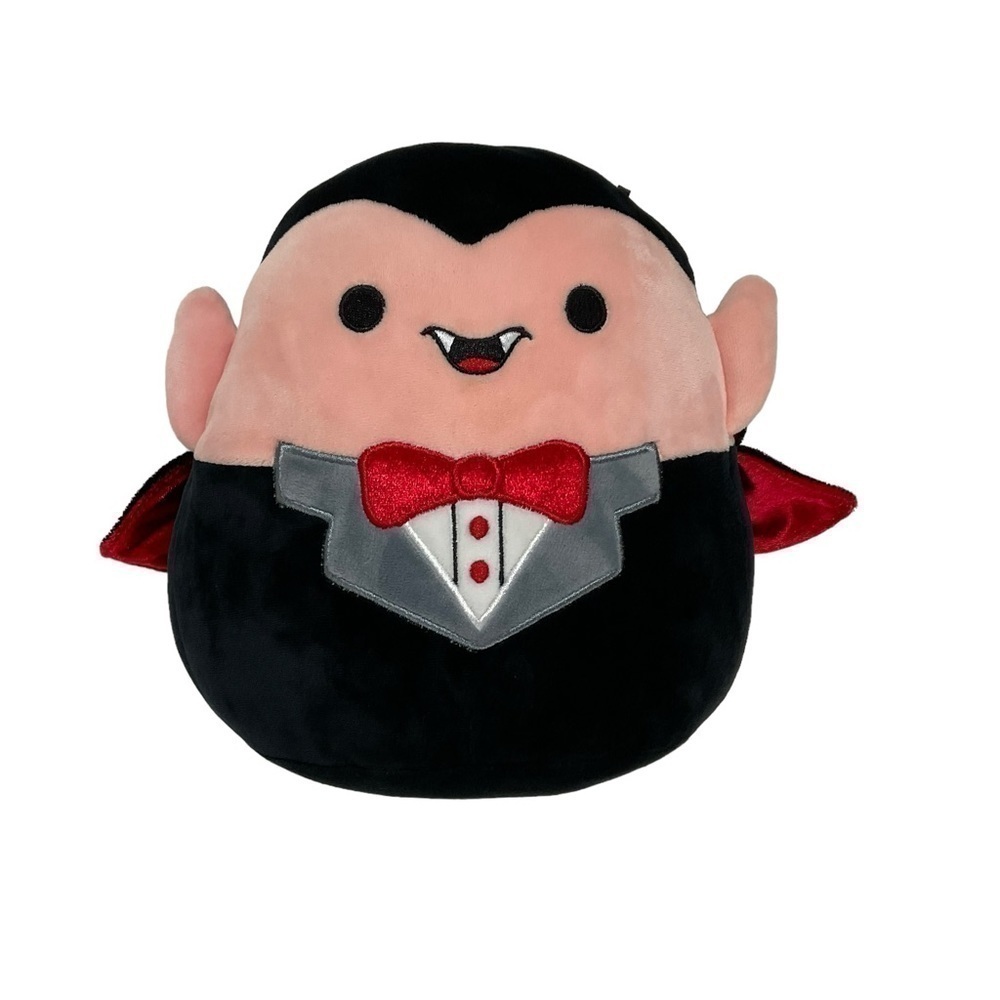 Vald The Vampire Dracula 8” Squishmallow from Halloween Squad collection 2020